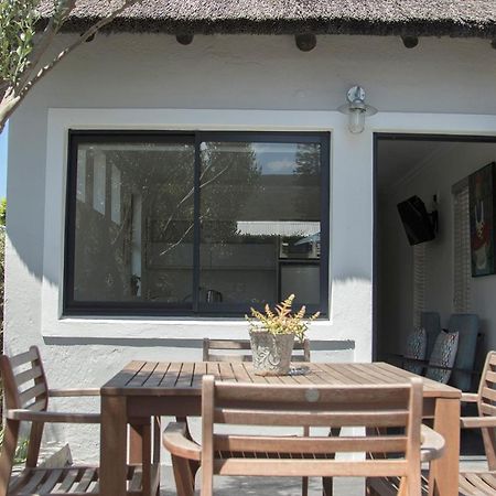 The Yacht Hotel Hermanus Exterior foto